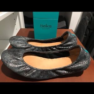 Tieks - Drago - Size 10 - Like New!!!